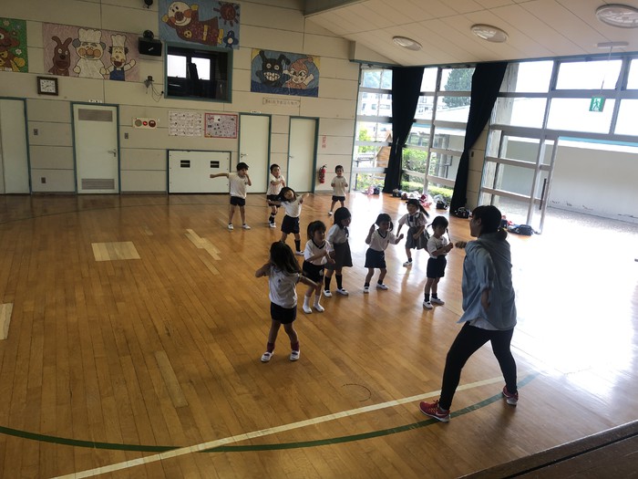 ゆいちゃんママによるダンス?