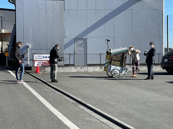 こちらの写真はTBSさんのようです。お隣にいるのは自転車コーキやのコーキくんですよ ?♂?