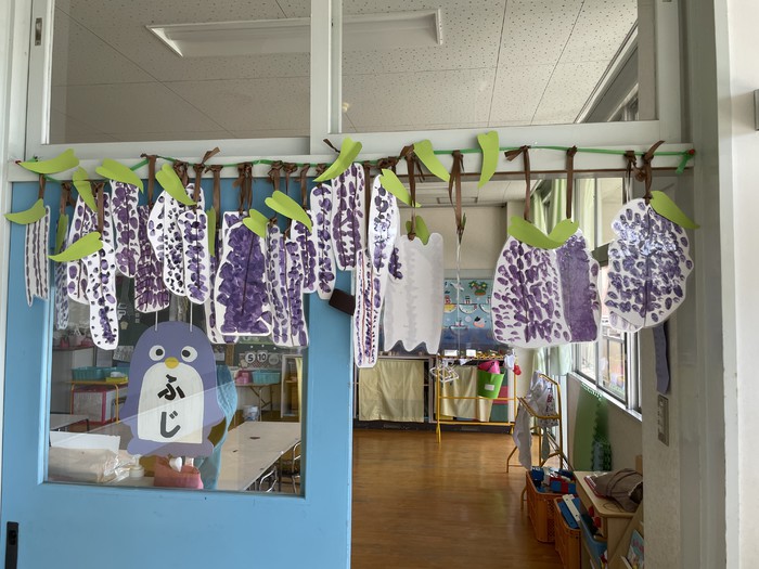 ふじ組の入り口にはこんなすてきな藤棚が！！ 