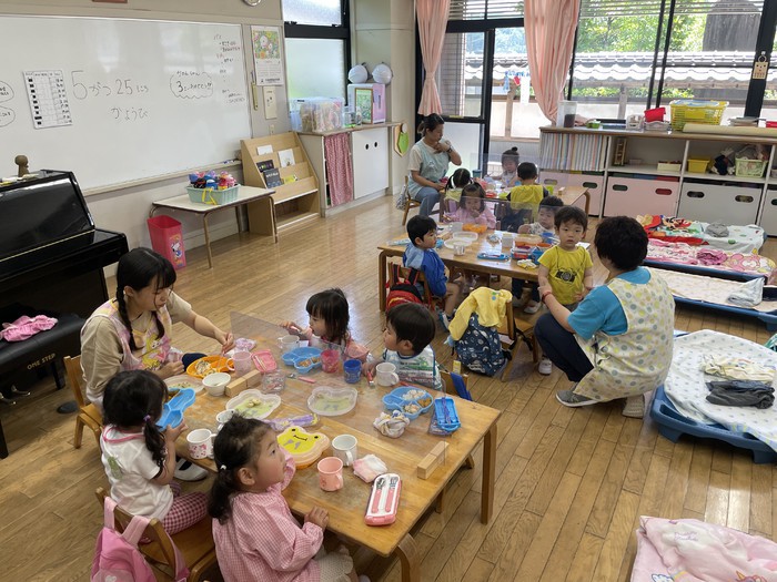 お行儀良くよく食べる2歳児さんたち！