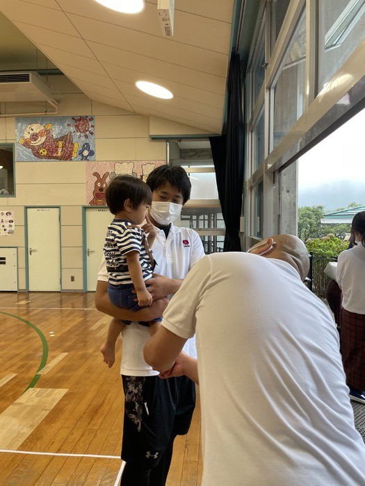 おじいちゃん気分を味わう園長先生!